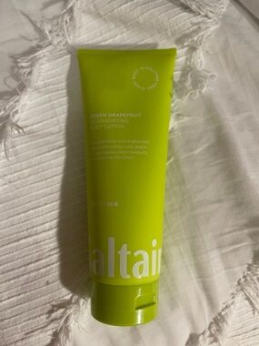 Green Grapefruit Rejuvenating Body Lotion - Saltair
